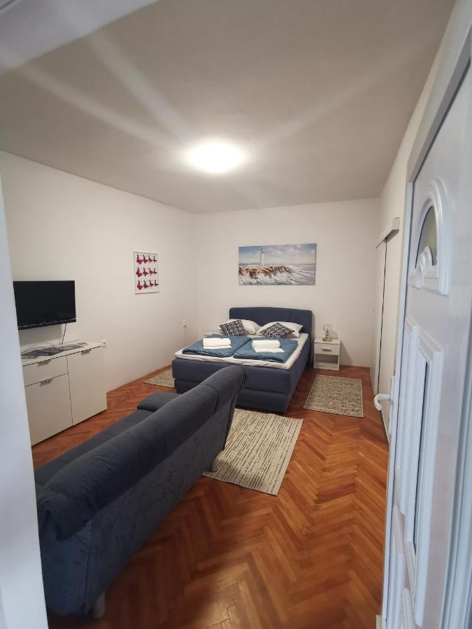 Apartment Dario Novi Vinodolski Exteriör bild